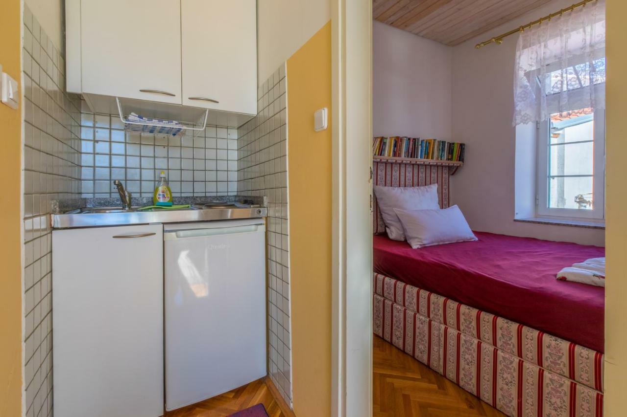 Goga Lägenhet Selce Exteriör bild